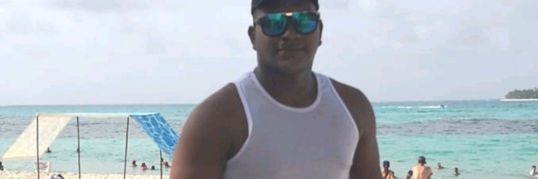 carlosnach's profile banner image