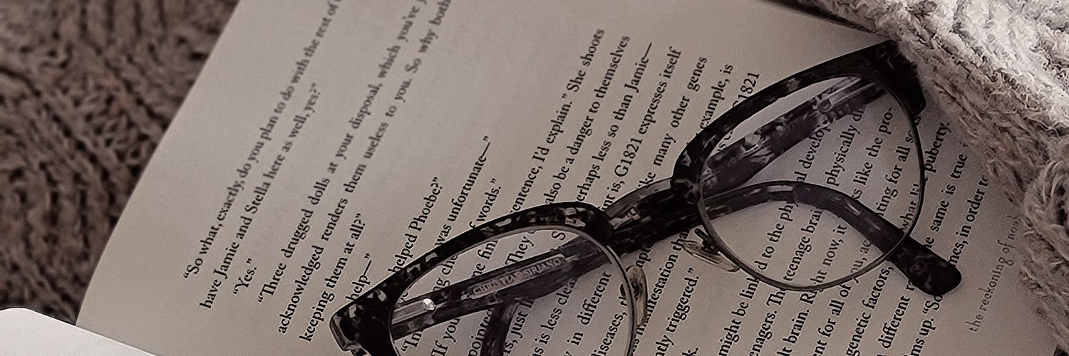 readbyamanda's profile banner image