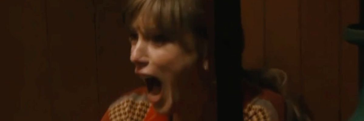 liz ♛'s banner