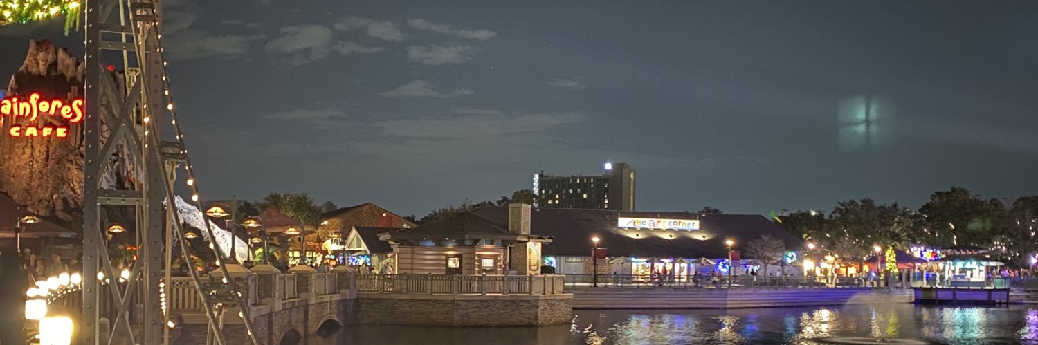 meellck's profile banner image