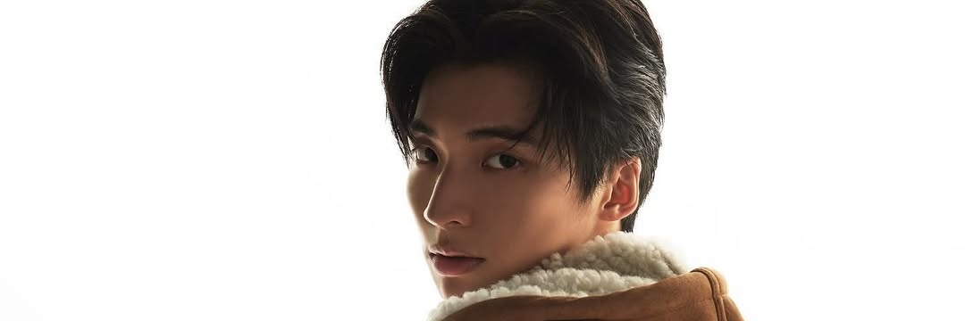 matte kudasai Yibo banner