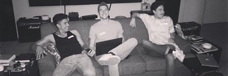 WhoDatBeeze's profile banner image