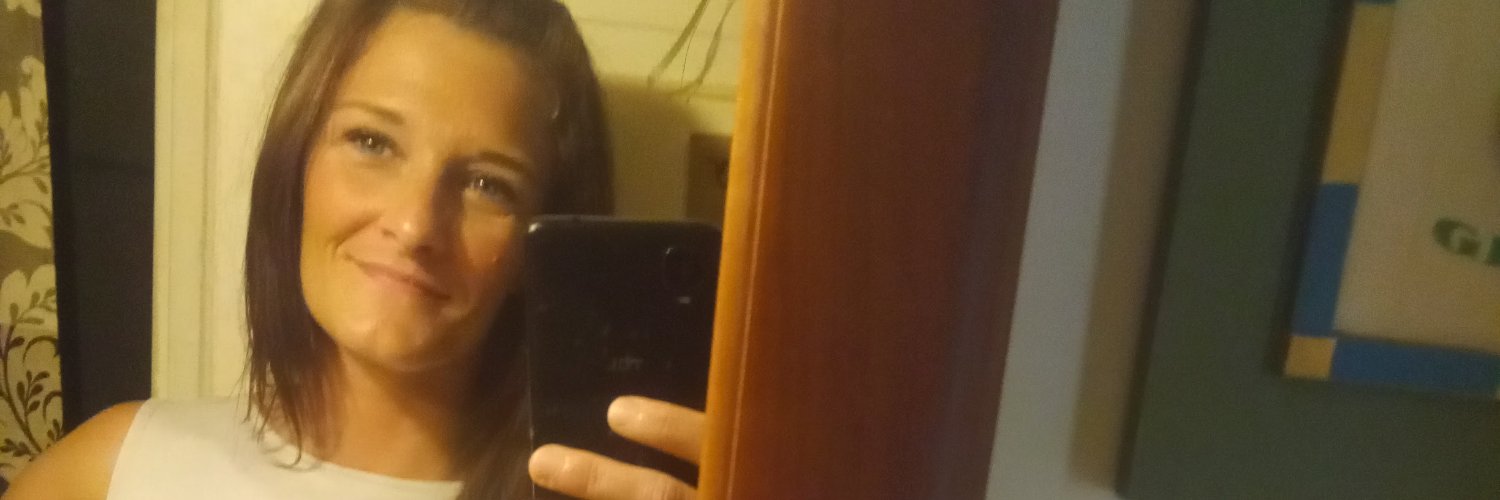 danielcandice94's profile banner image