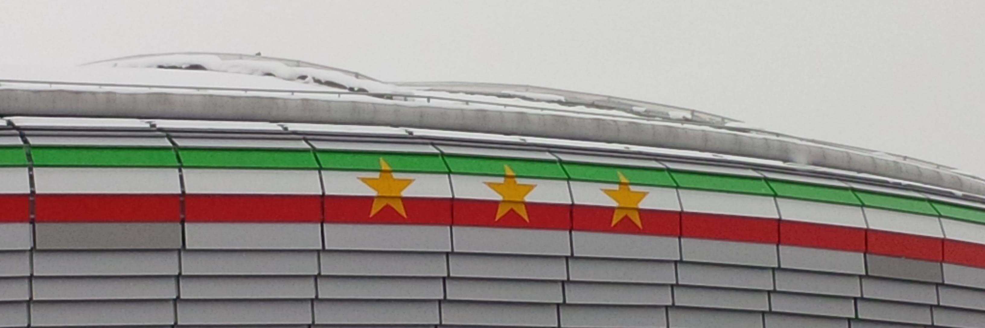 MrUllum's profile banner image
