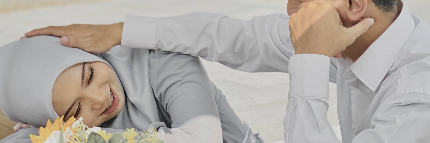 lovemesomuchy's profile banner image