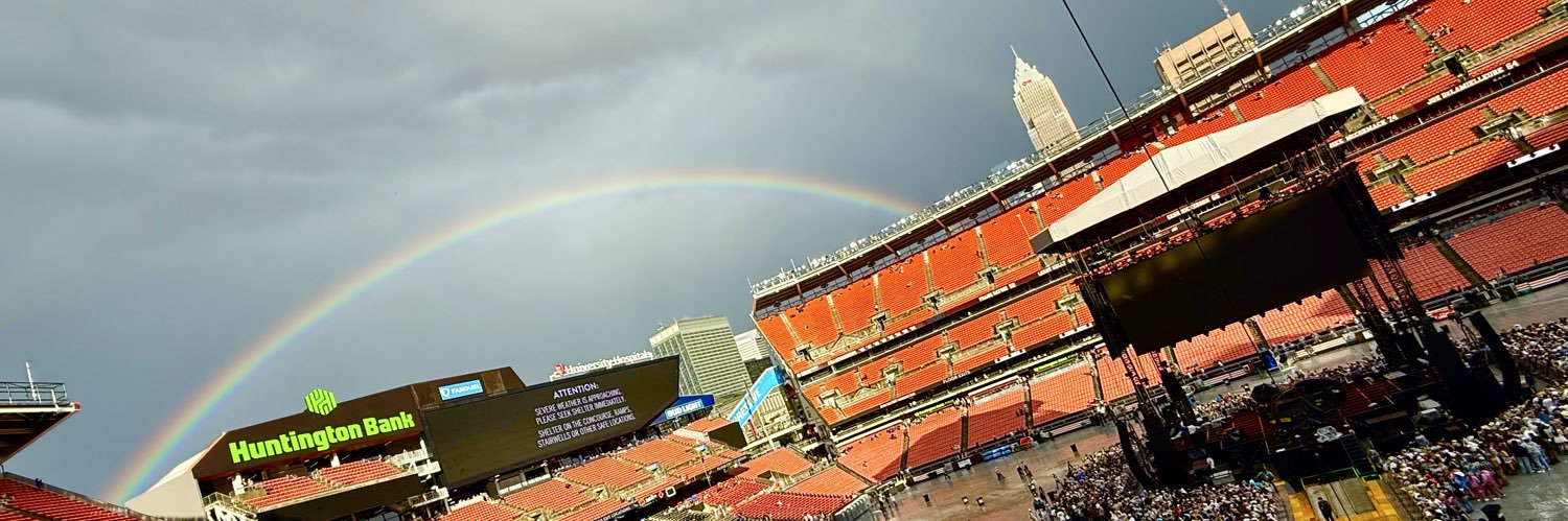 Sam 🧡🤎 banner