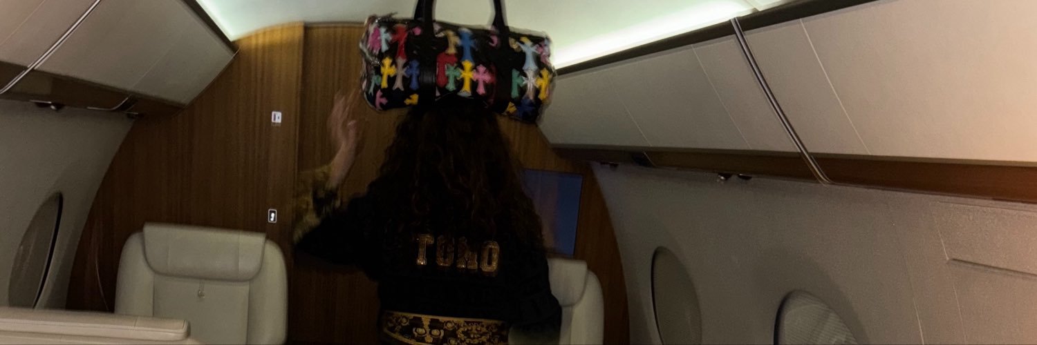 Tom's profile banner image