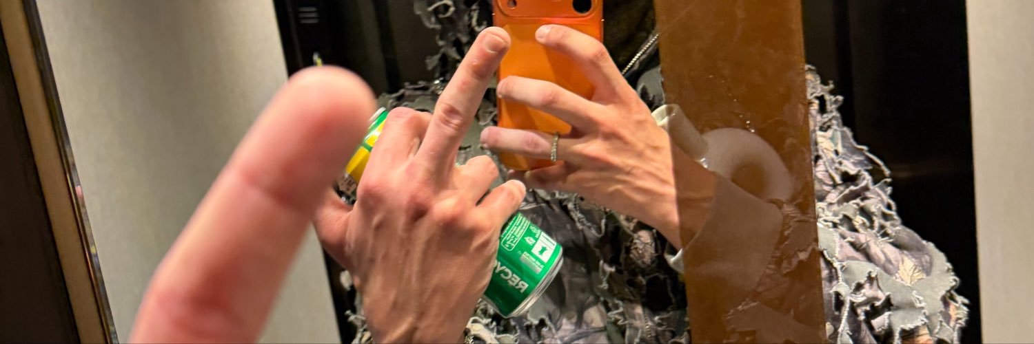 Tom's profile banner image