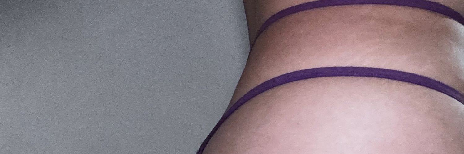 𝓜𝓲𝓵𝓵𝓲𝓮𝓼 𝓦𝓸𝓻𝓵𝓭 banner