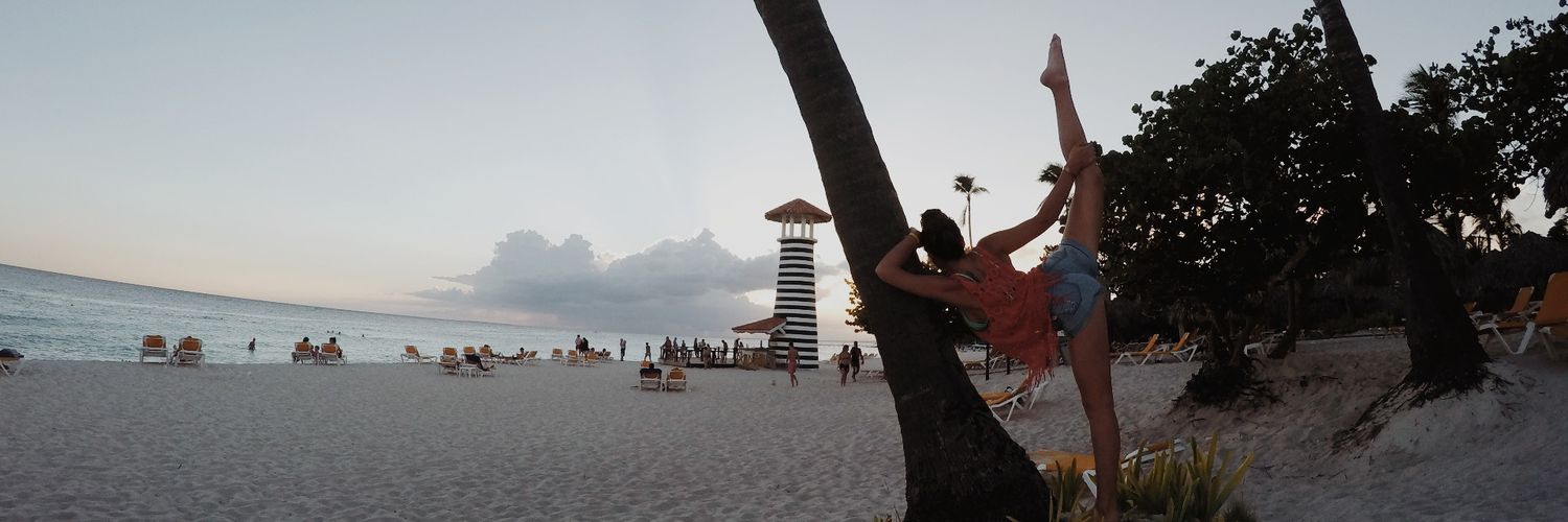 MacaCrunger's profile banner image