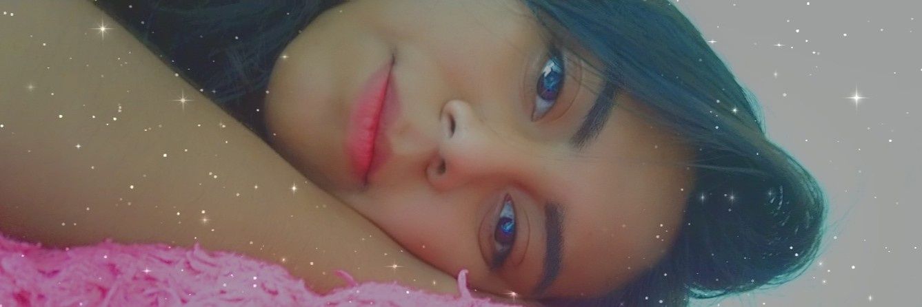 lilianMosh's profile banner image