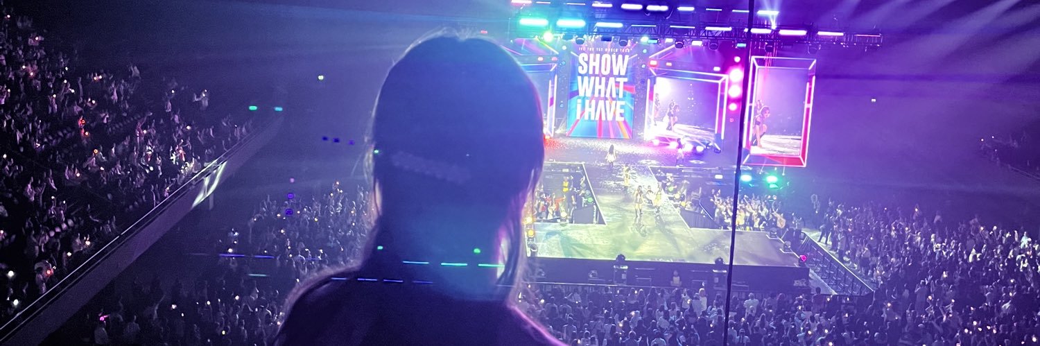 evi | ENHYPEN IS 7 banner