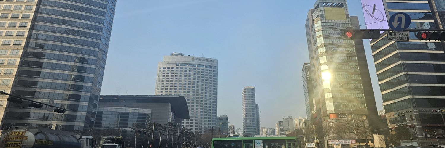 ㄹ banner