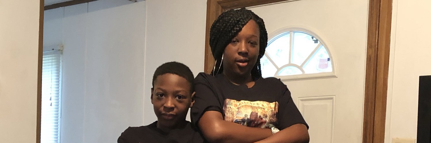daritemeka's profile banner image