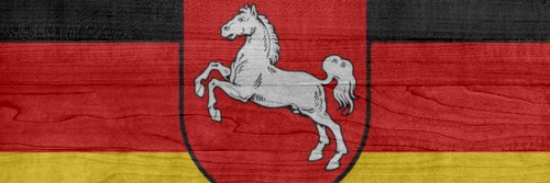 𝕰𝖒𝖊𝖗𝖆𝖑𝖉's banner