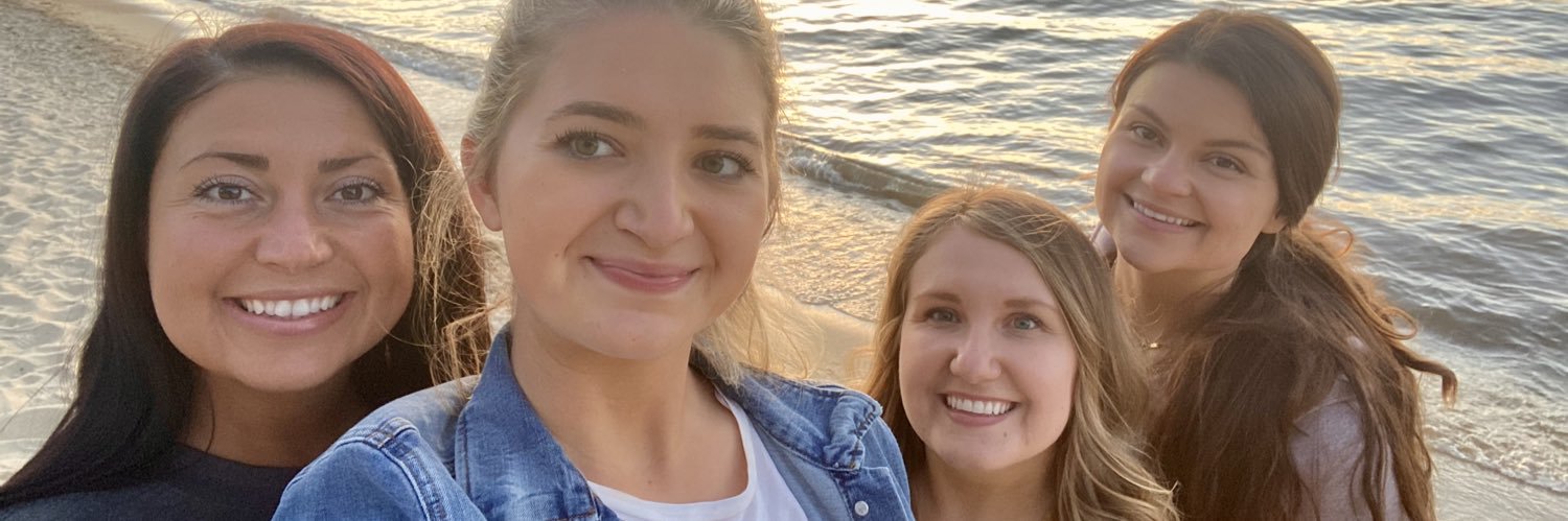 minelaa96's profile banner image