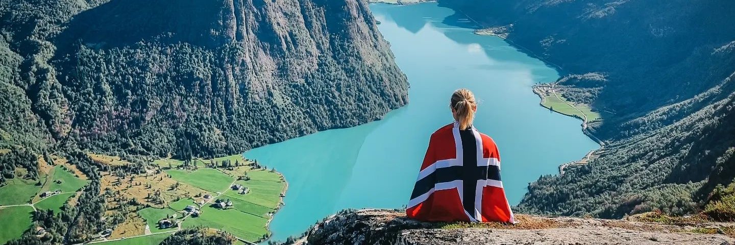 Marie Kalkenberg 🇳🇴👩‍👧‍👧🧸🌈👭🩷💜🌺 💛🖤🩶❤️ banner