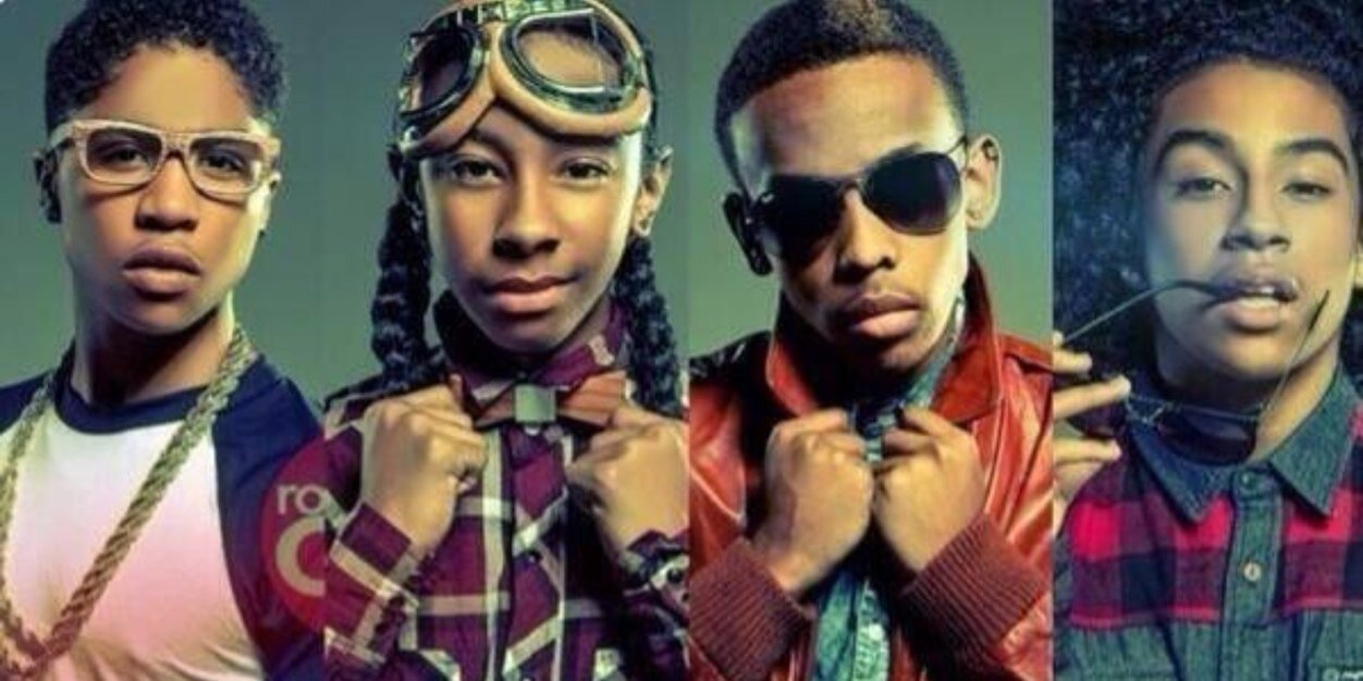 MindlessChickzz's profile banner image
