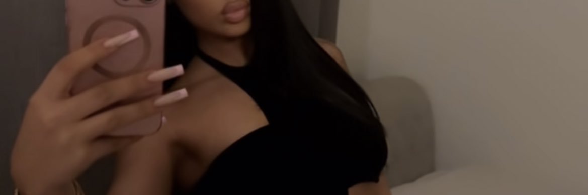 Leila 👸🏽🏴‍☠️ banner