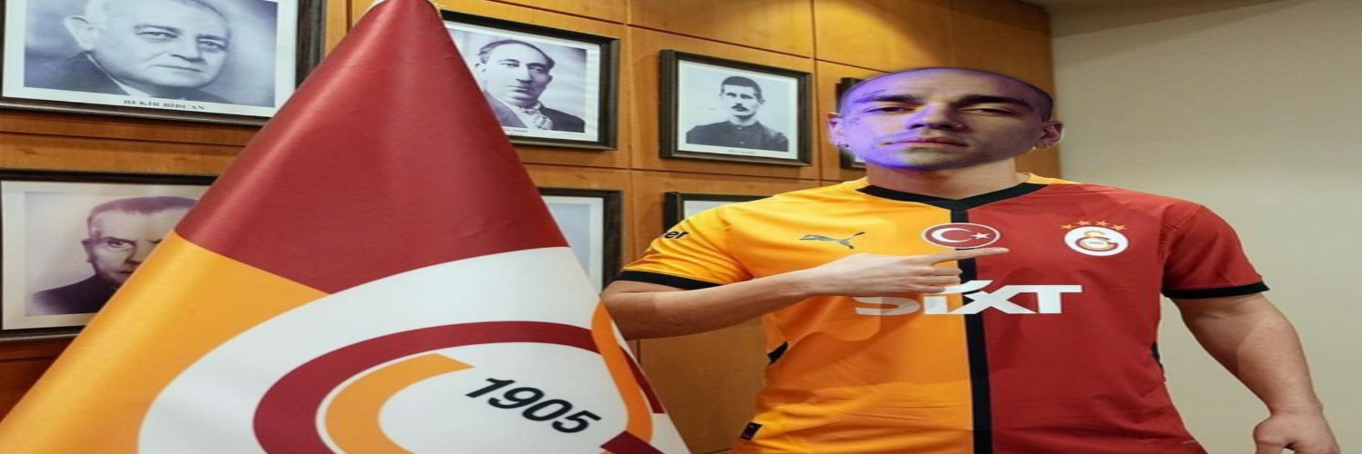 aysmozbi's profile banner image