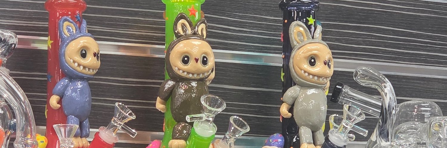 SkittlessPack's profile banner image