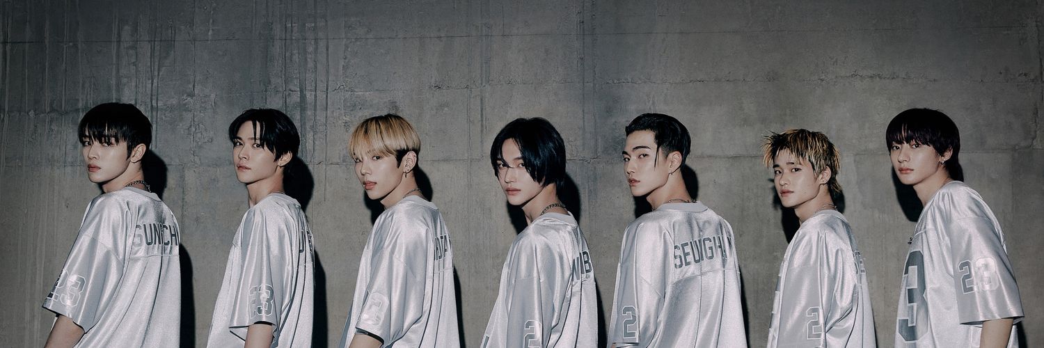 𔓘 banner