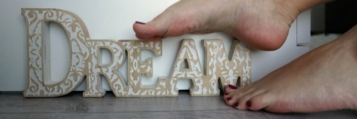 𝑨𝒏𝒏𝒊𝒆 banner