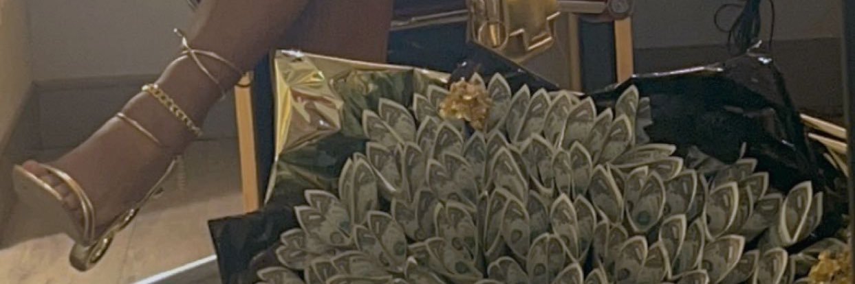 @NoFacePrincess banner