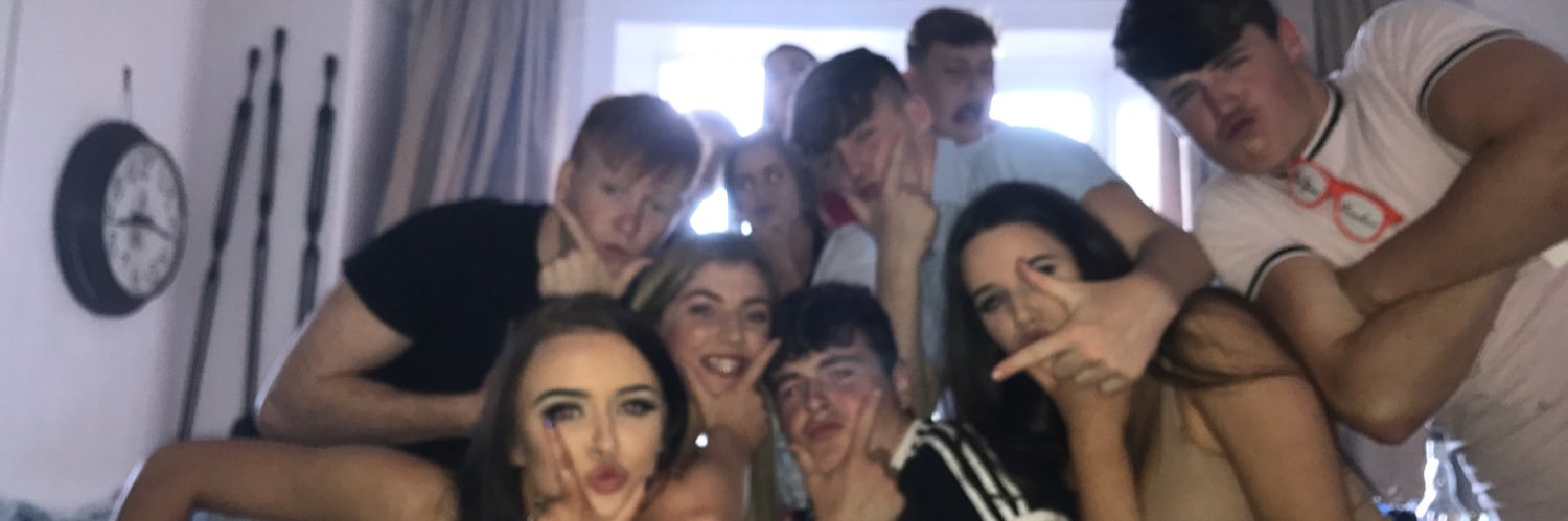 Lizzief25's profile banner image