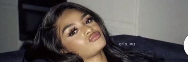 CaroolEmillyy Profile Banner