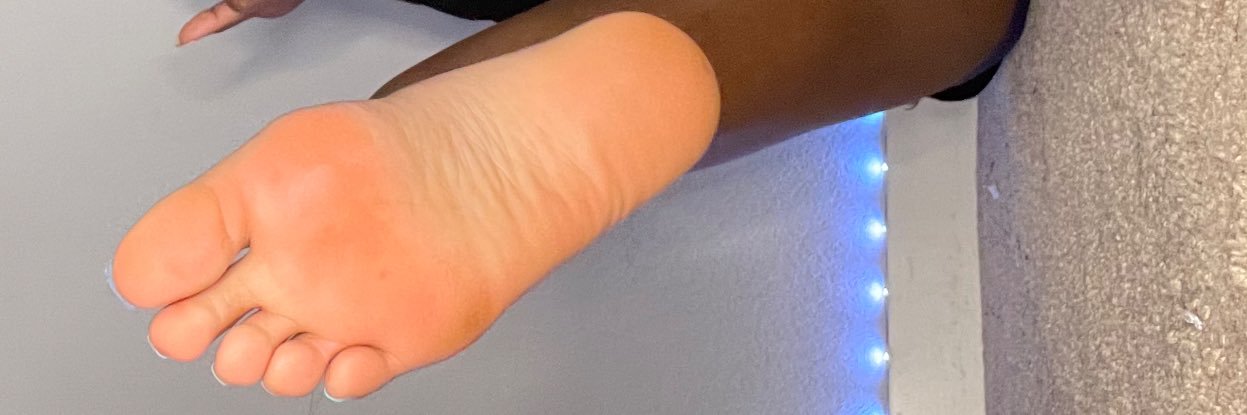 Pretty Feet Erika banner