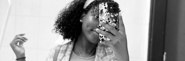 mirembe_crystyn Profile Banner