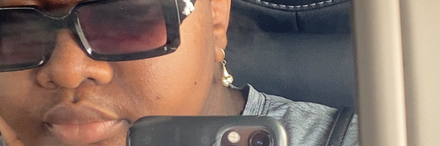Toluwaaani's profile banner image