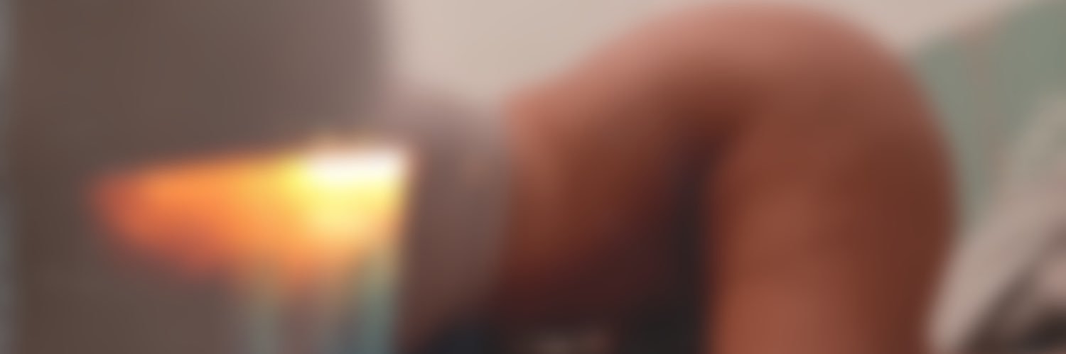 Laura ☀️ banner