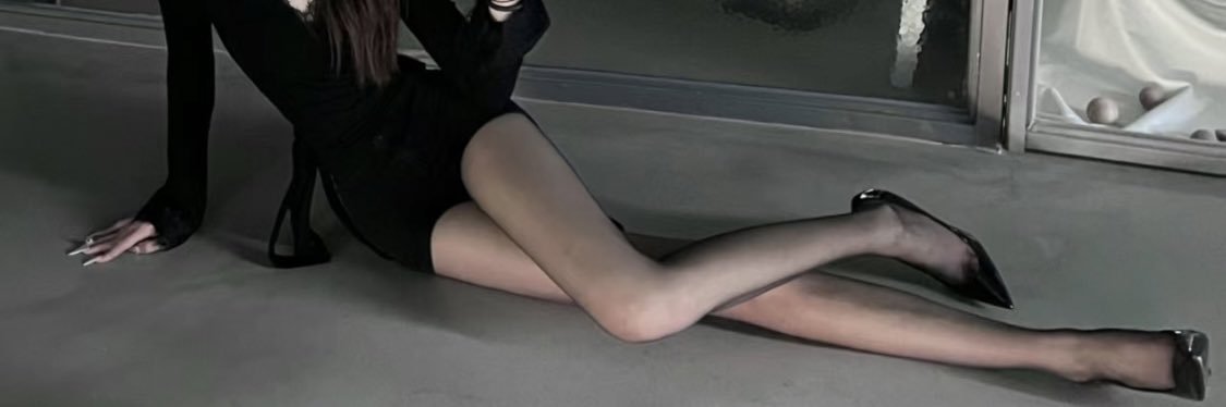 诗诗老师👠♠️ banner