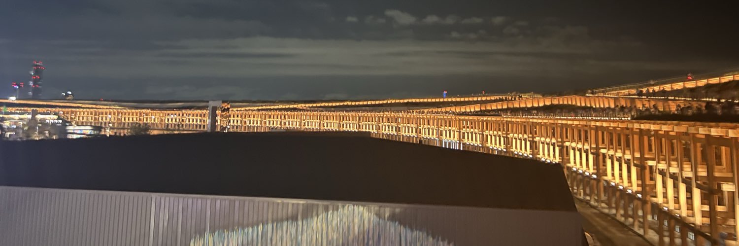 WCanv's profile banner image