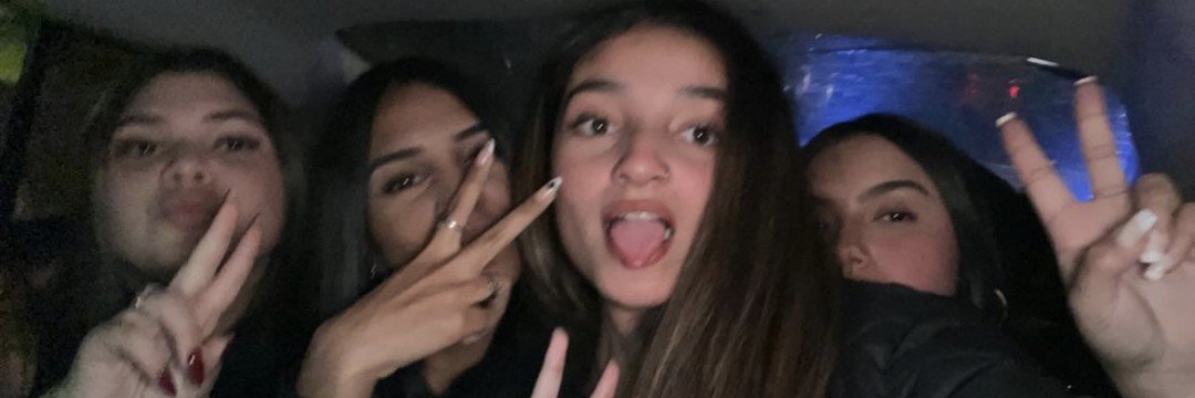 beeelluuu_'s profile banner image