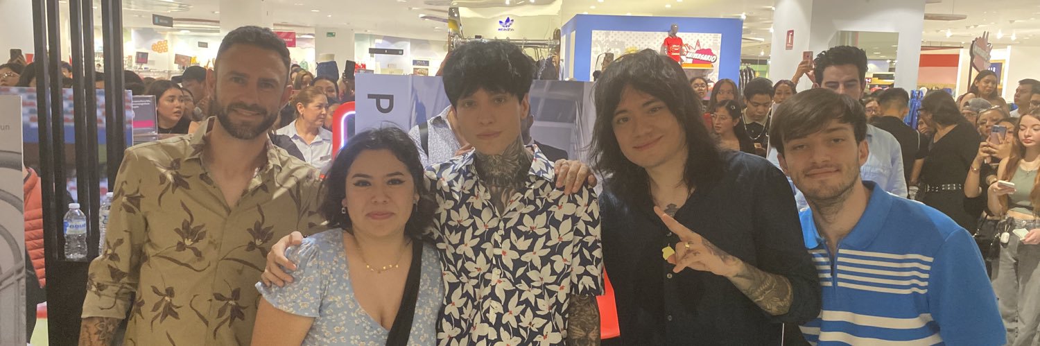 ᵏⁱᵐ ᵐⁱⁿ banner