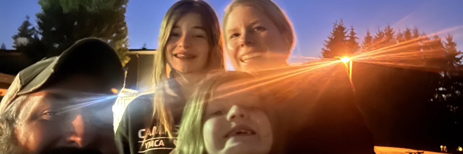 Z_Dahnke's profile banner image