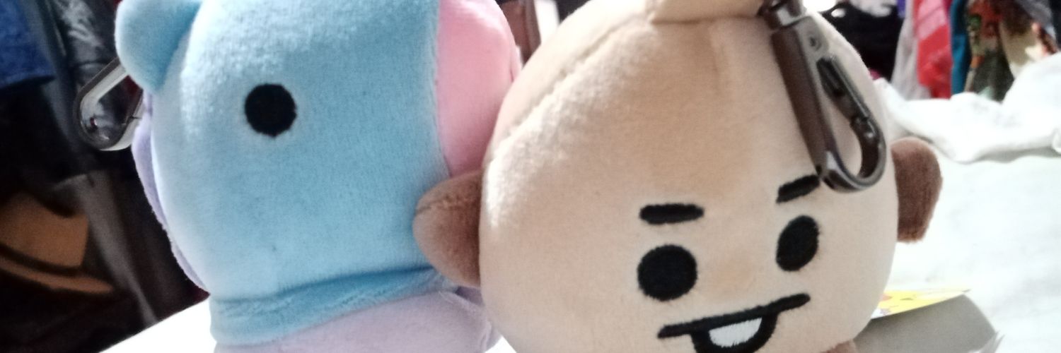 cecy_mallowd7's profile banner image