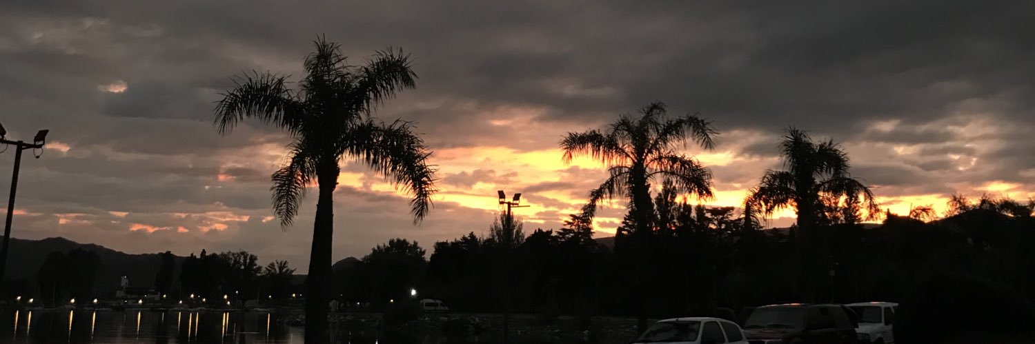 malenafloress's profile banner image