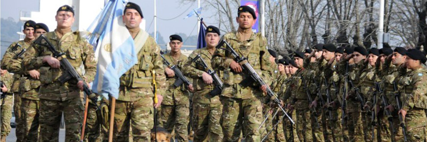 Traje de Romo en Mar A Lago banner