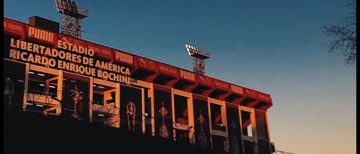 aracobacho's profile banner image