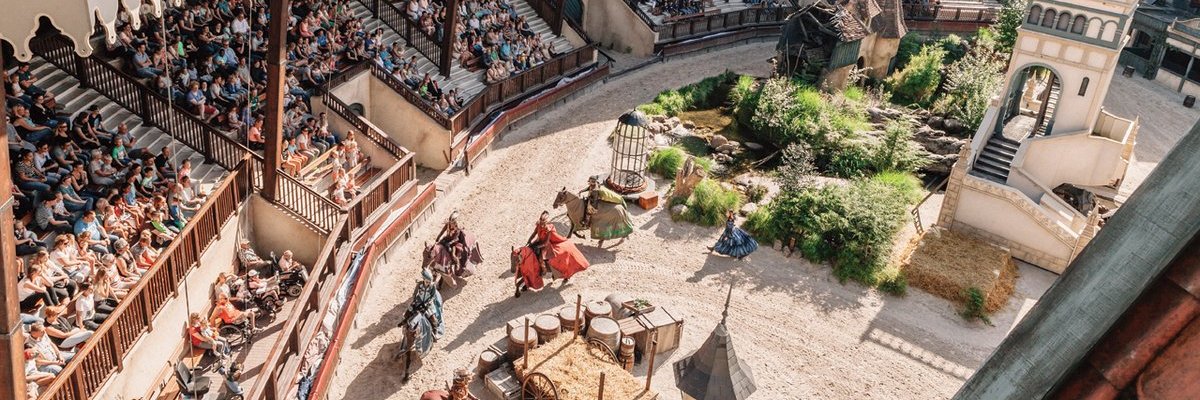 RaveleijnEmma's profile banner image