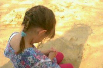 Karina_Muaja's profile banner image
