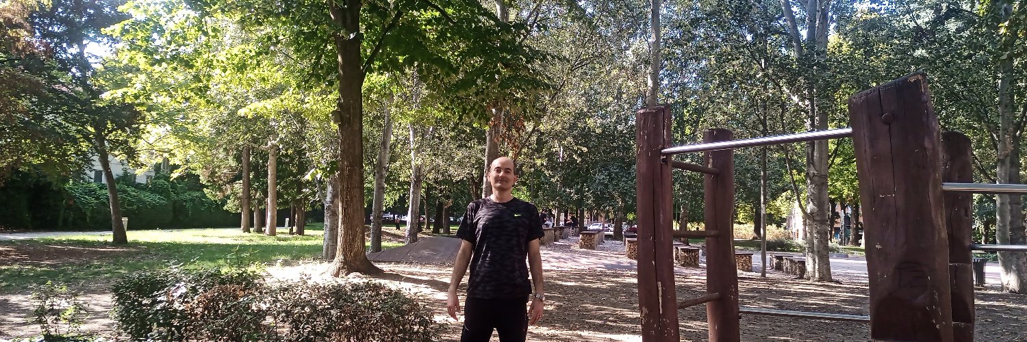 maximilianou's profile banner image
