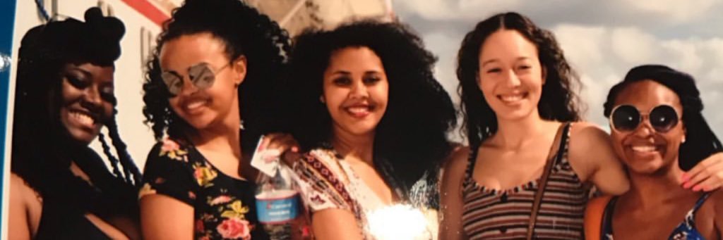 itscashey's profile banner image