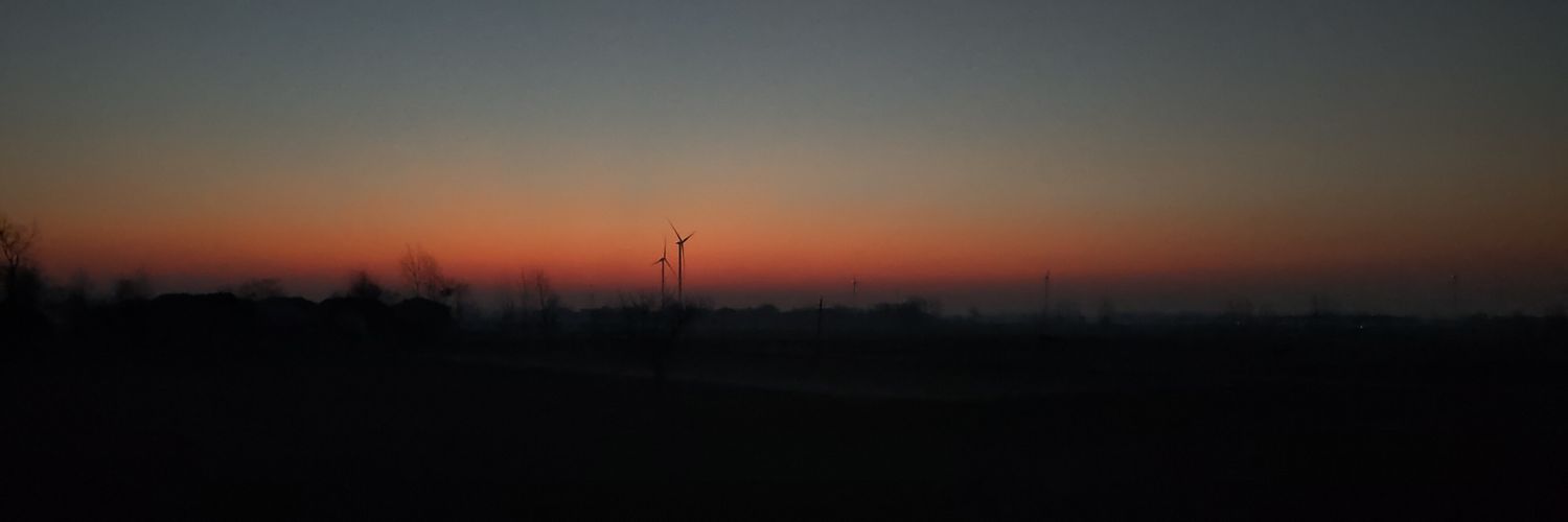 violetfan520's profile banner image