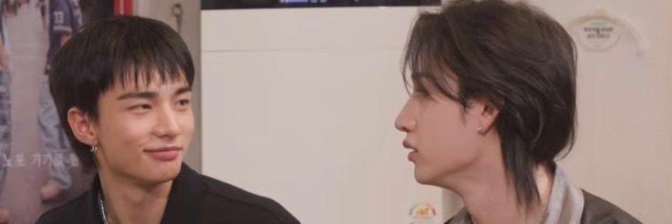 SKZ MEMES 🩷 banner