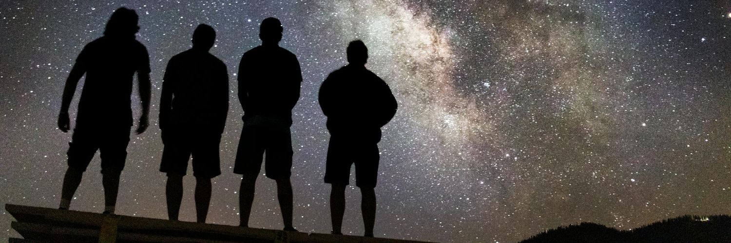 rirsamir's profile banner image